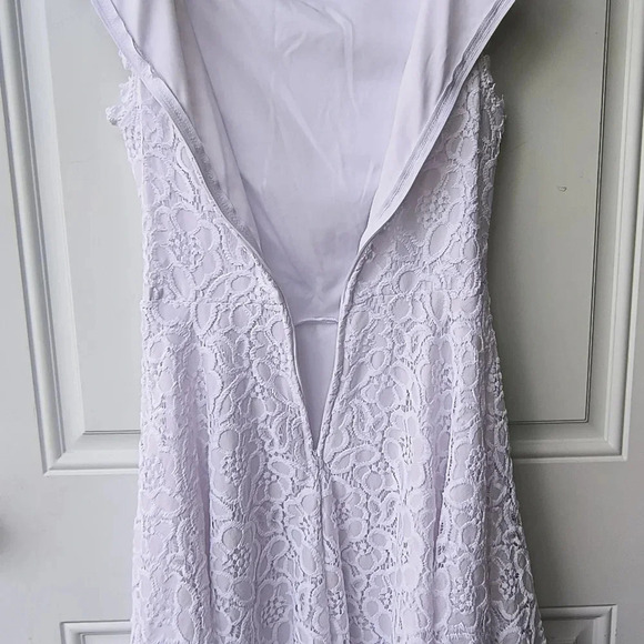 City Studio Lacy White Embossed Feminine Romantic Girly Juniors Dress, Size 3 - Picture 4 of 7